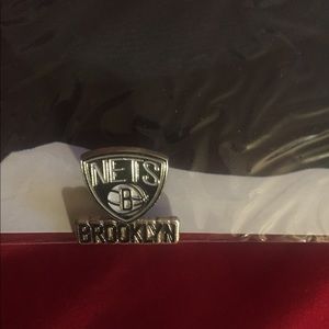 Brooklyn nets pin